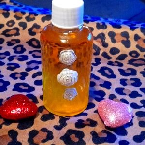 All natural Growth Oil